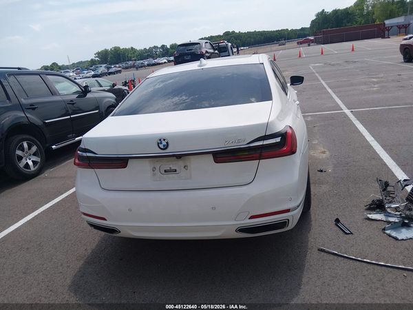 2021 BMW 740I