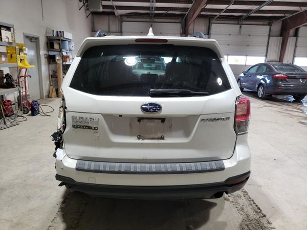 2018 SUBARU FORESTER