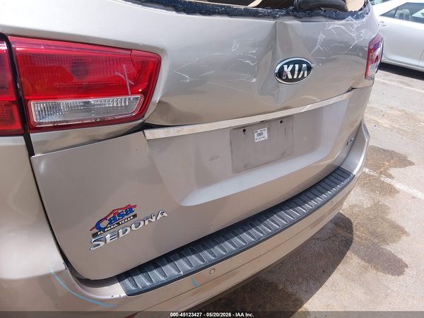 2016 KIA SEDONA LX