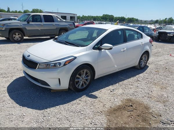 2017 KIA FORTE LX