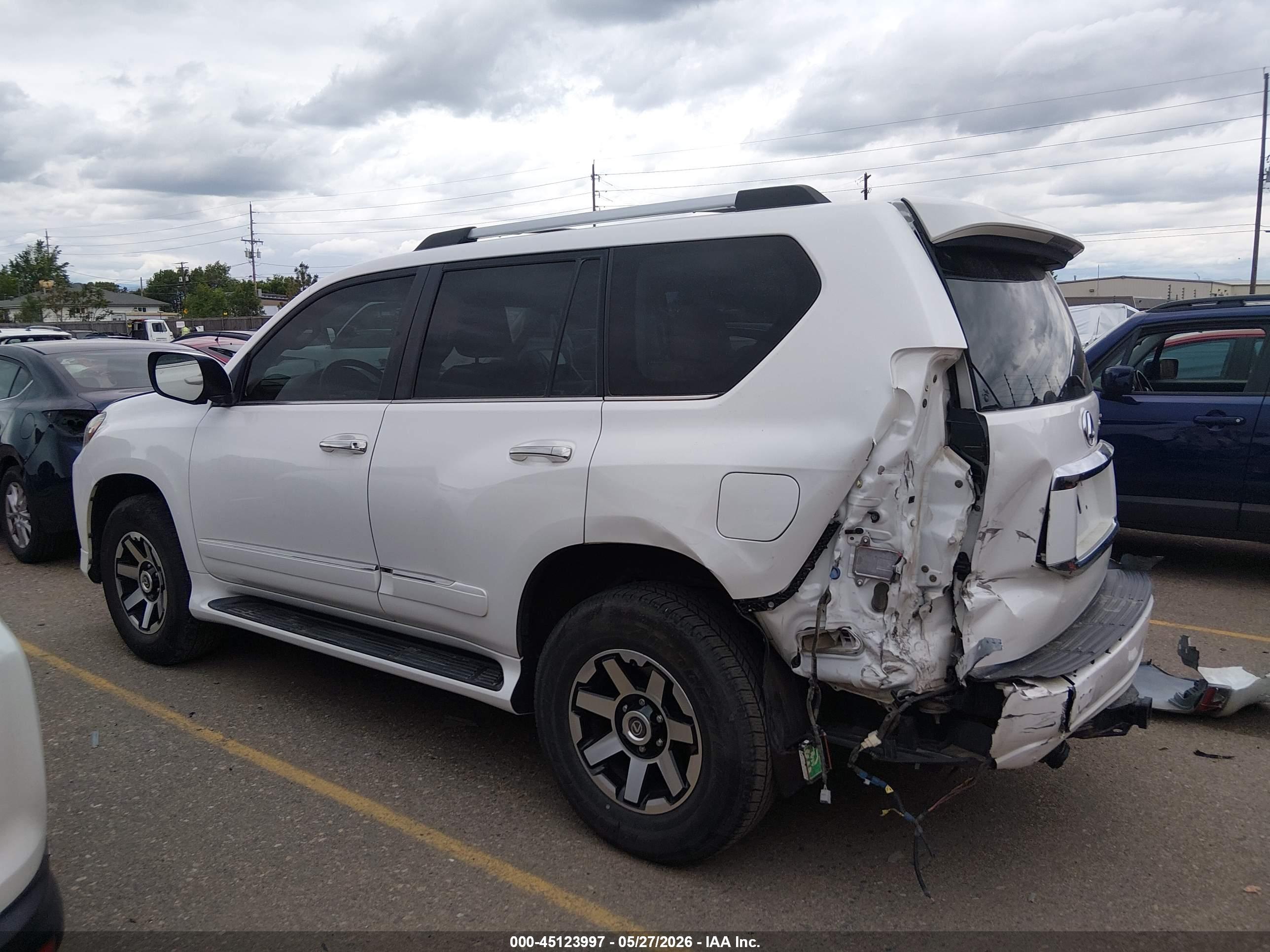 2016 LEXUS GX 460