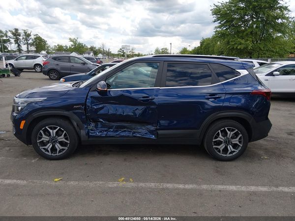2022 KIA SELTOS EX