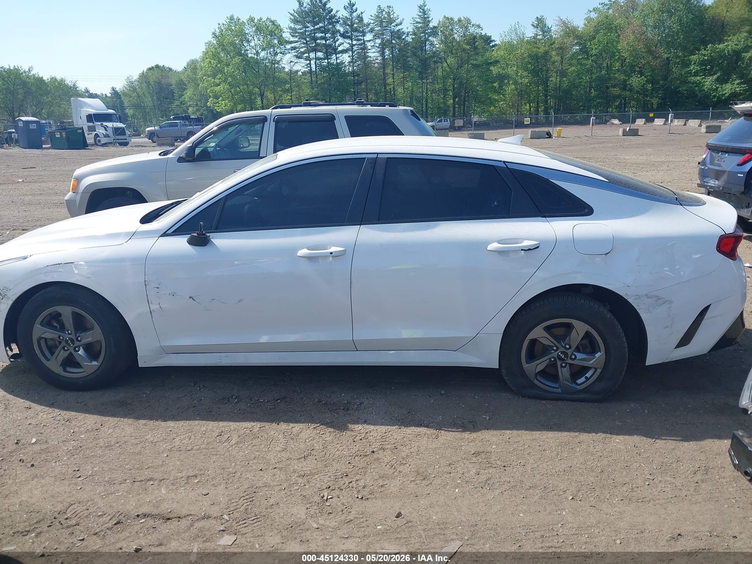 2022 KIA K5 LXS