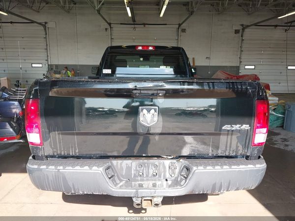 2018 RAM 2500 TRADESMAN  4X4 8' BOX