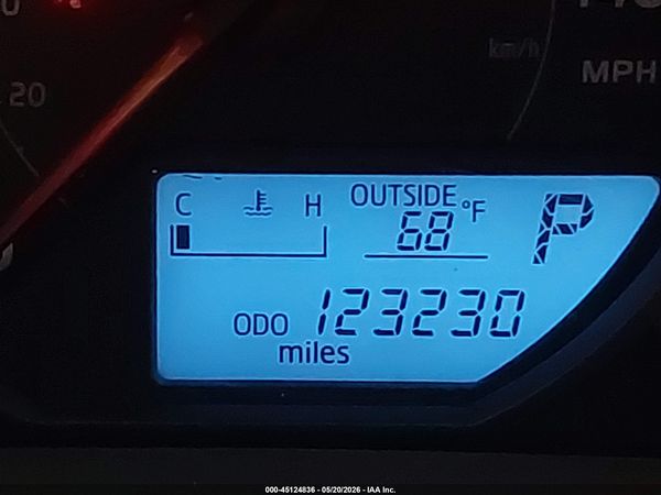2016 TOYOTA RAV4 LE