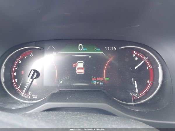 2025 TOYOTA RAV4 XLE