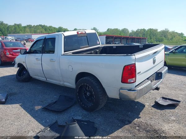 2016 RAM 1500 SLT