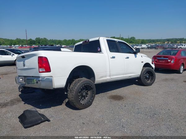 2016 RAM 1500 SLT