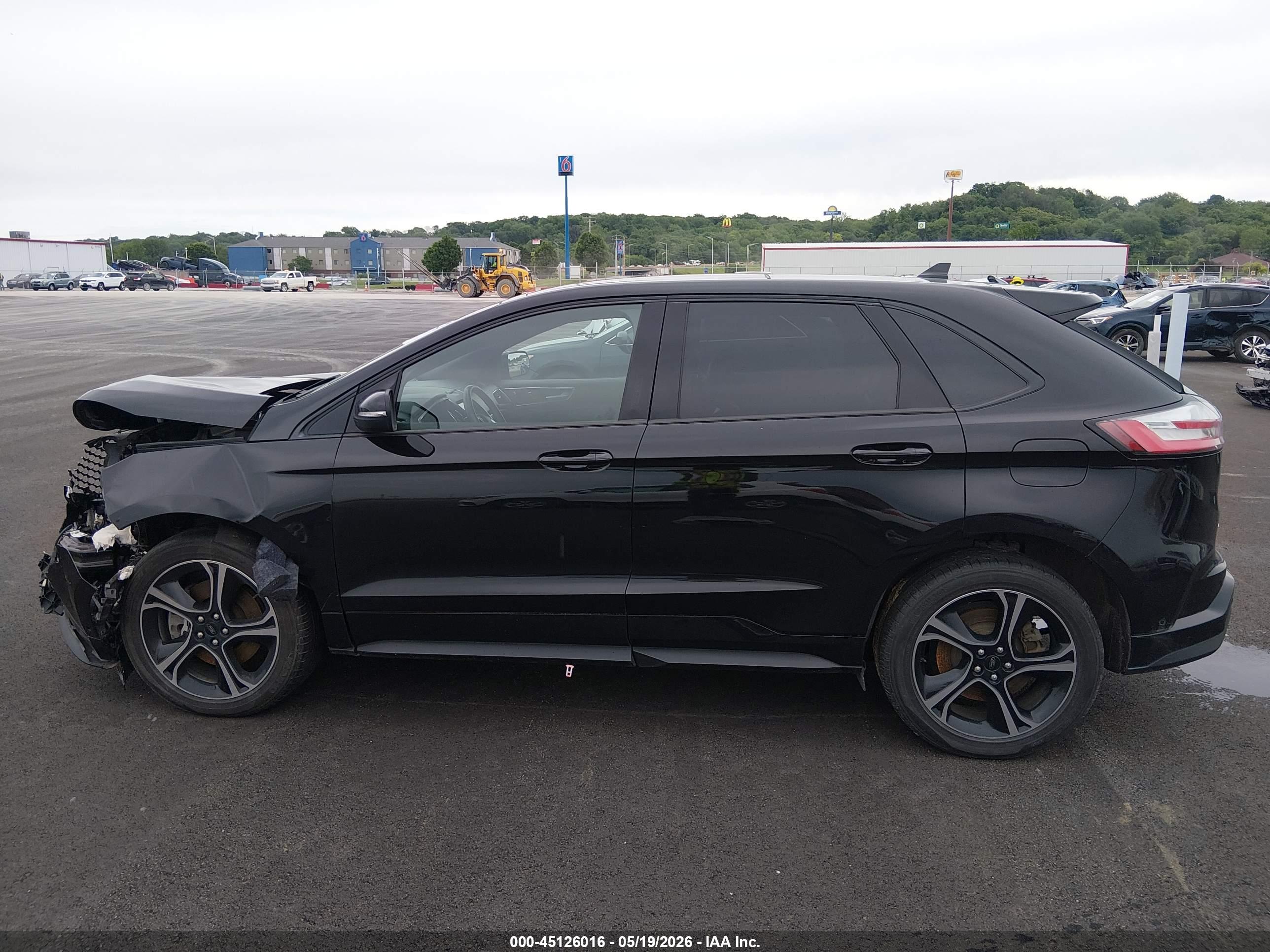 2019 FORD EDGE ST