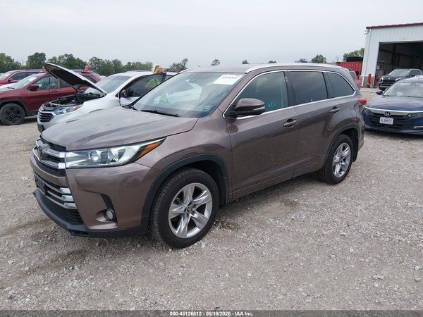 2017 TOYOTA HIGHLANDER LIMITED