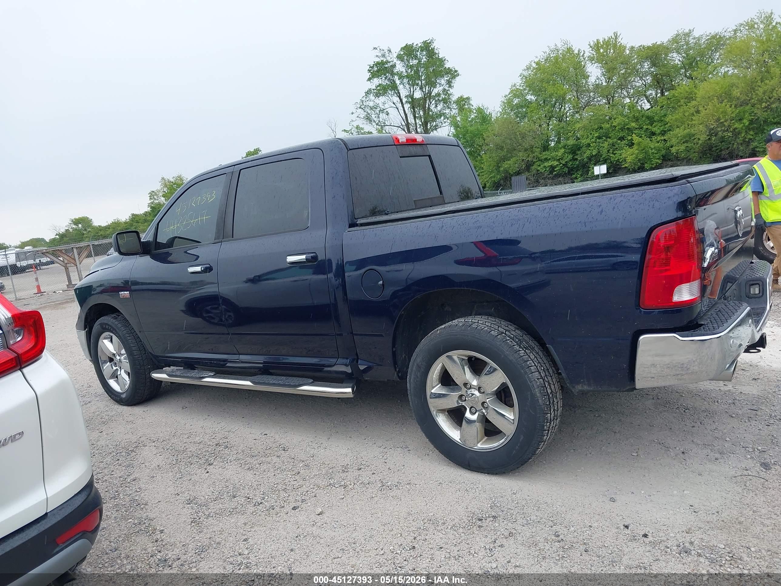 2016 RAM 1500 BIG HORN