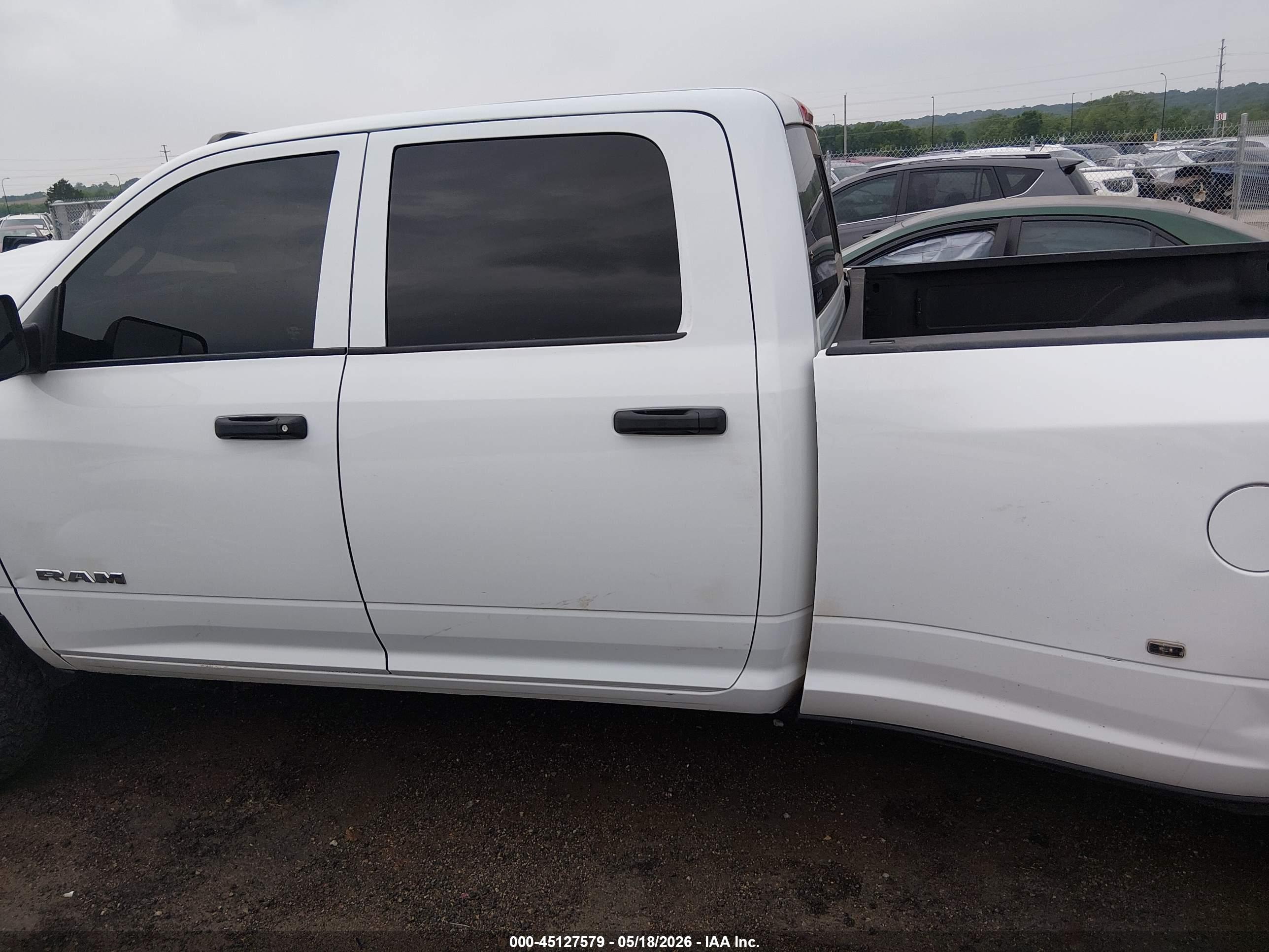 2022 RAM 3500 TRADESMAN  4X4 8' BOX