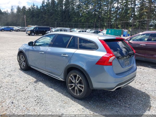 2017 VOLVO V60 CROSS COUNTRY T5