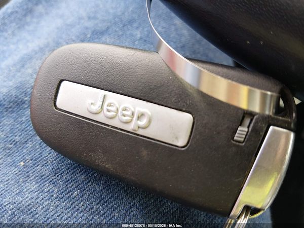 2020 JEEP CHEROKEE LATITUDE PLUS 4X4