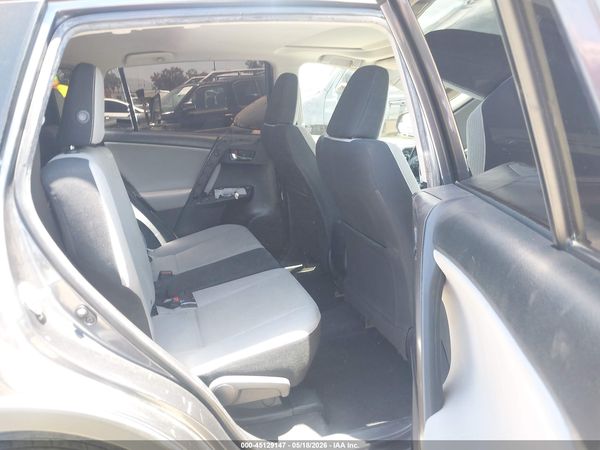 2016 TOYOTA RAV4 XLE