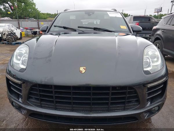 2017 PORSCHE MACAN