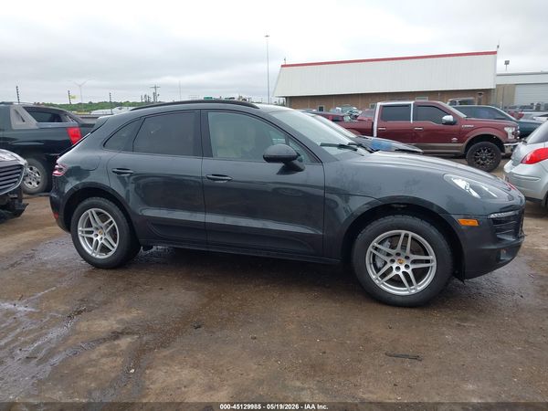 2017 PORSCHE MACAN