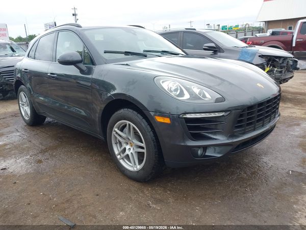 2017 PORSCHE MACAN