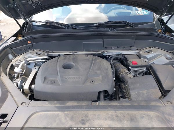 2019 VOLVO XC90 T6 MOMENTUM