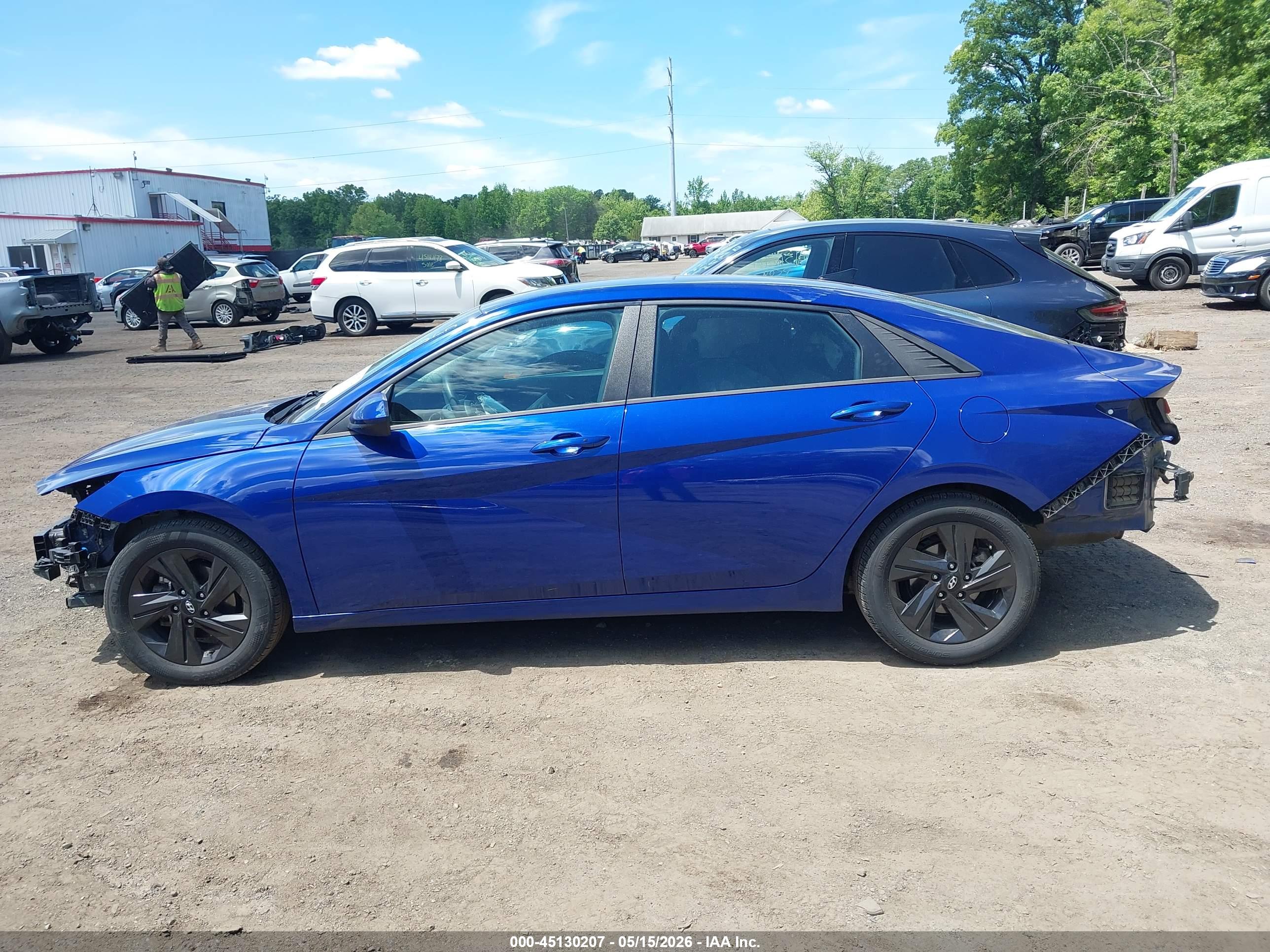 2022 HYUNDAI ELANTRA SEL