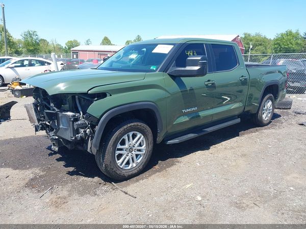 2023 TOYOTA TUNDRA SR5