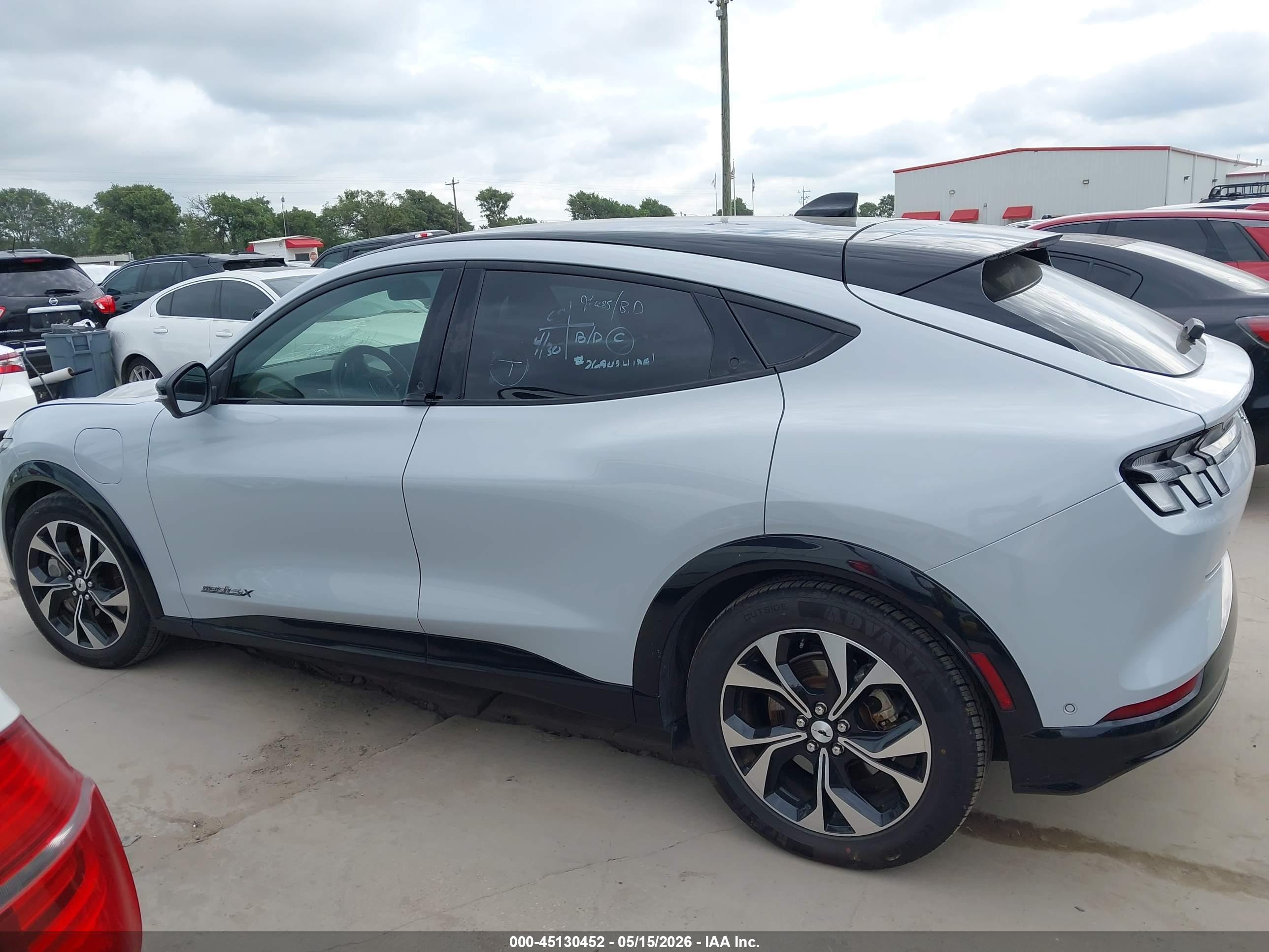 2023 FORD MUSTANG MACH-E PREMIUM