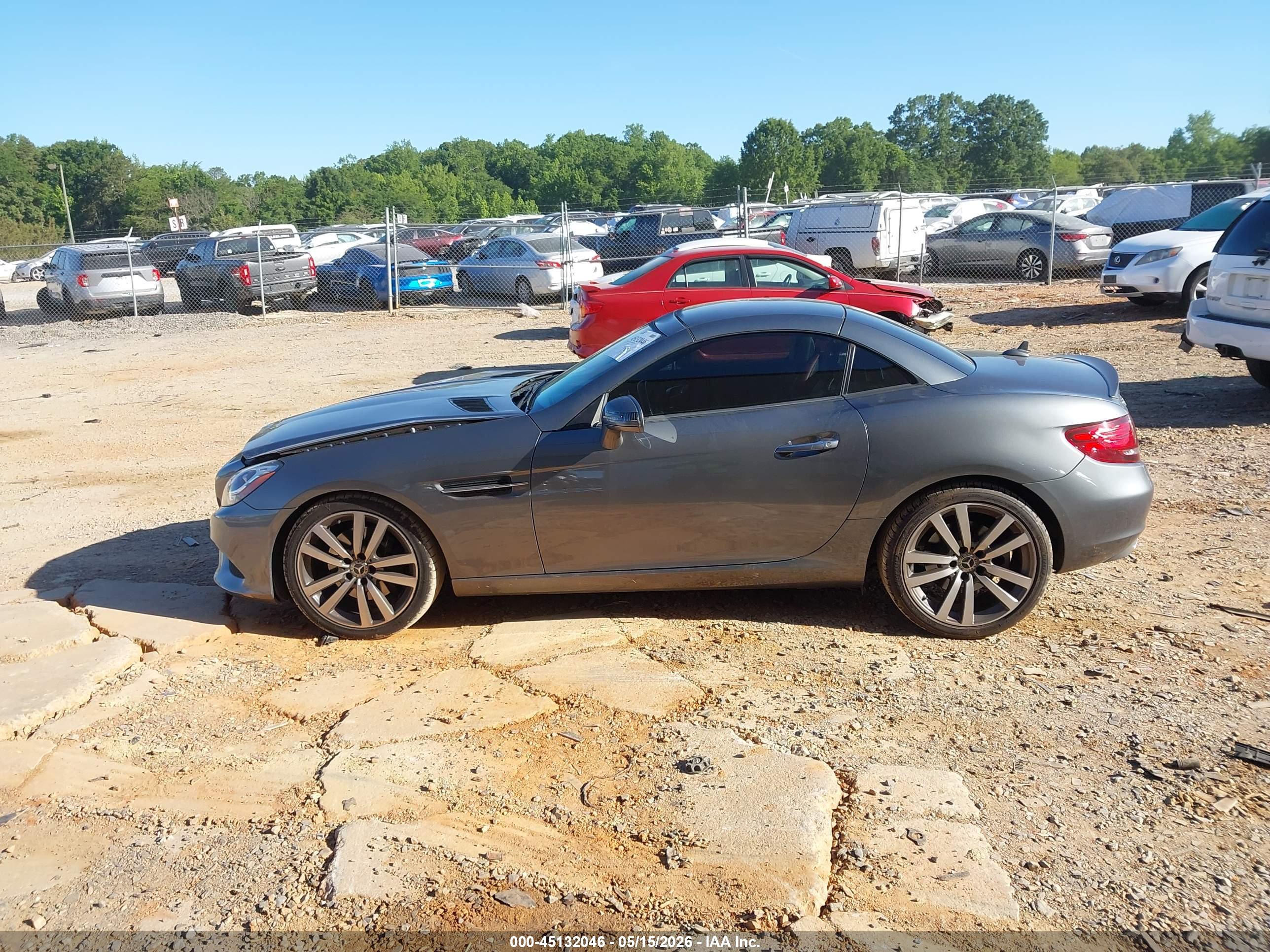 2018 MERCEDES-BENZ SLC 300
