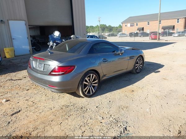 2018 MERCEDES-BENZ SLC 300