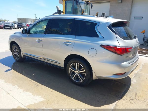 2017 INFINITI QX60 — I3