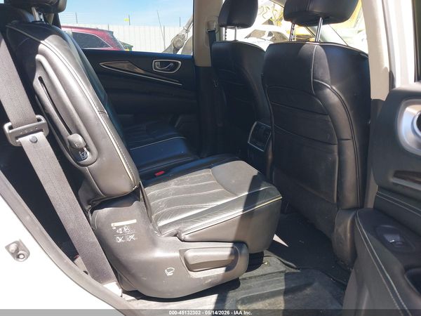 2017 INFINITI QX60 — I8