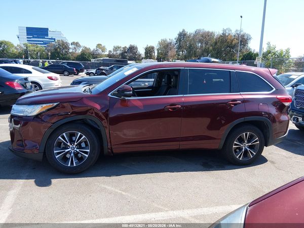 2018 TOYOTA HIGHLANDER LE PLUS
