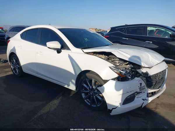 2018 MAZDA MAZDA3 TOURING