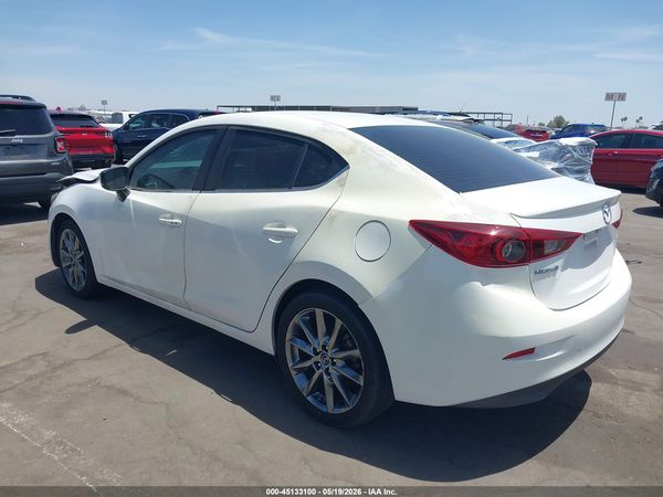 2018 MAZDA MAZDA3 TOURING