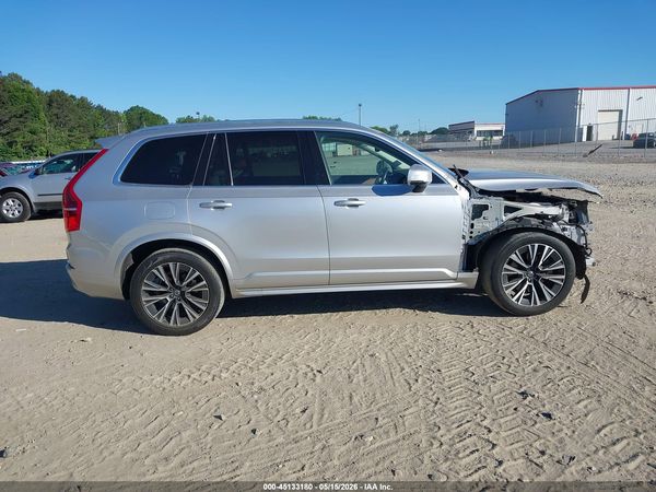 2022 VOLVO XC90 T5 MOMENTUM 7 PASSENGER