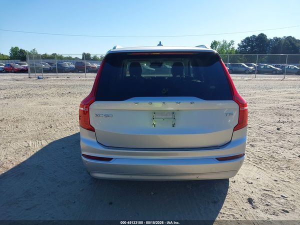 2022 VOLVO XC90 T5 MOMENTUM 7 PASSENGER