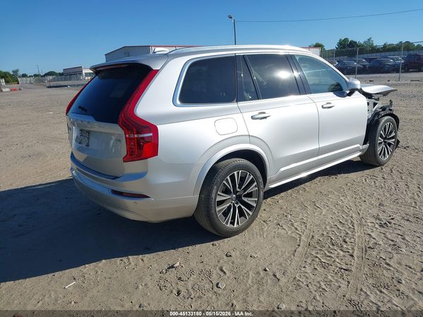 2022 VOLVO XC90 T5 MOMENTUM 7 PASSENGER