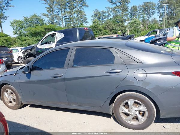 2023 HYUNDAI ELANTRA SE
