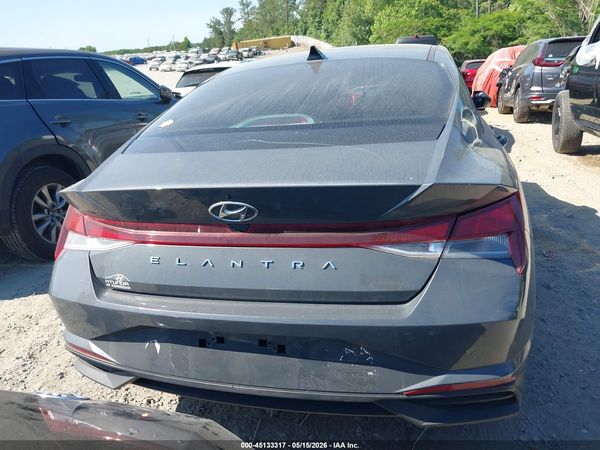 2023 HYUNDAI ELANTRA SE