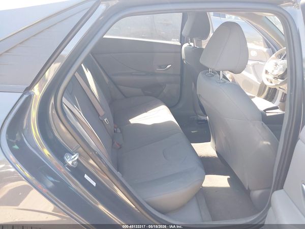 2023 HYUNDAI ELANTRA SE