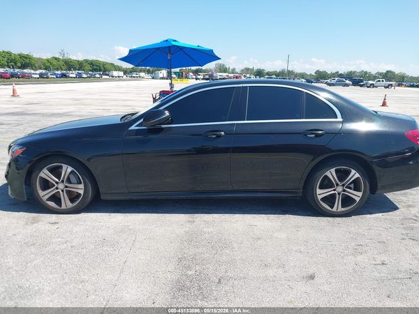 2017 MERCEDES-BENZ E 300