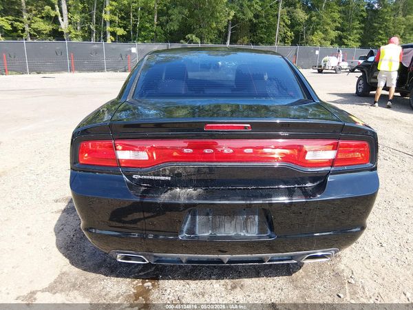2014 DODGE CHARGER SE