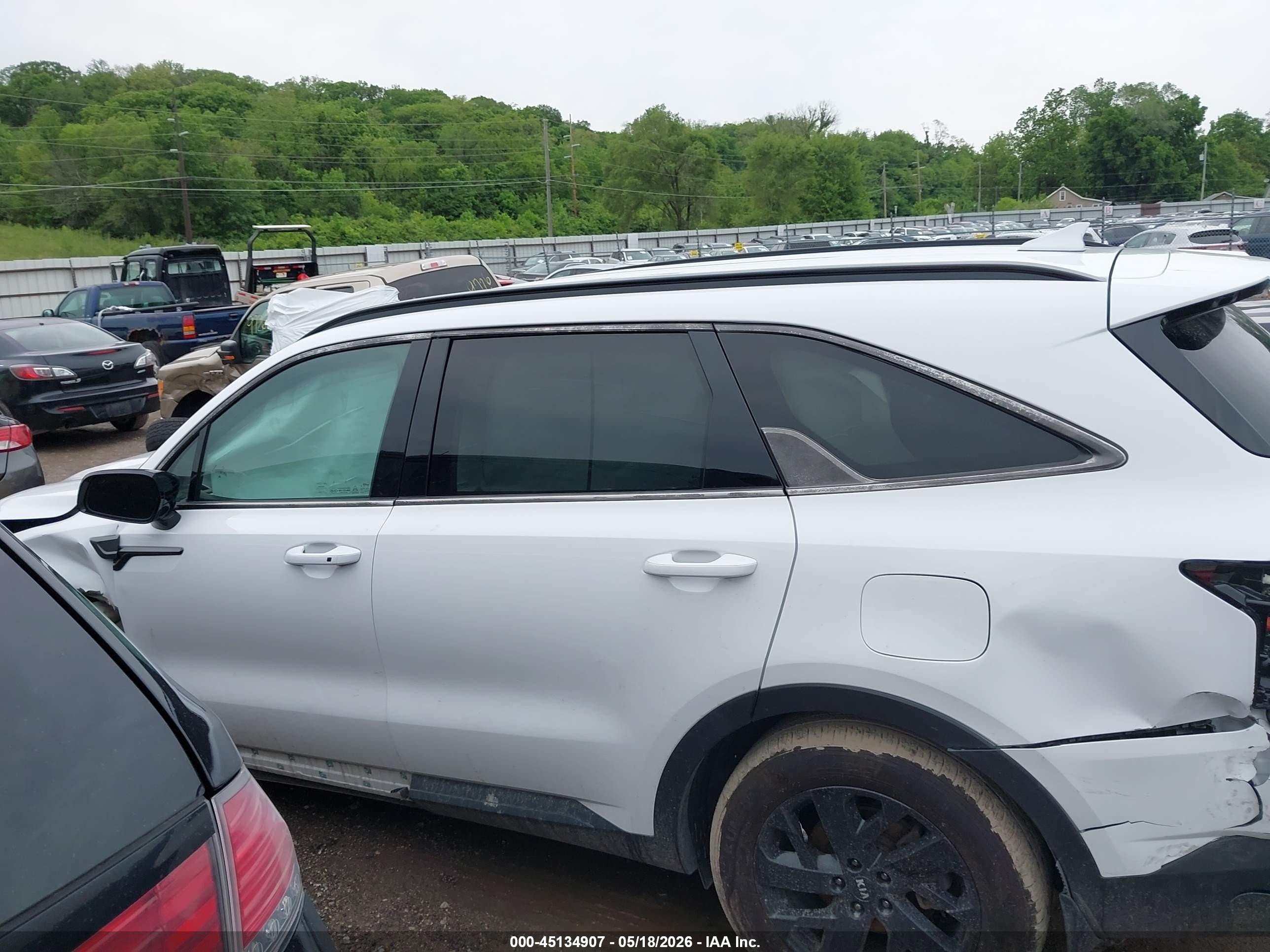 2021 KIA SORENTO S