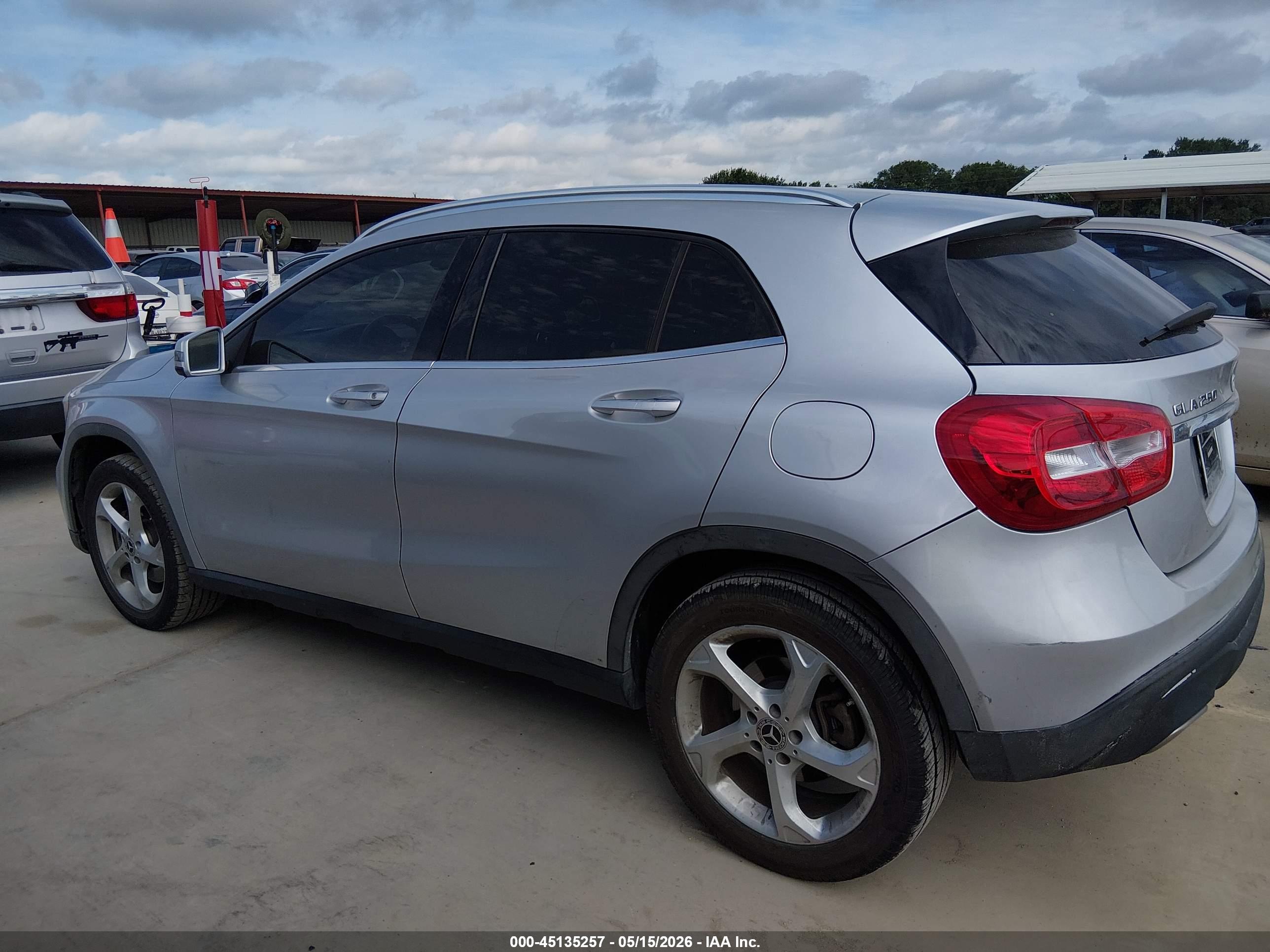 2019 MERCEDES-BENZ GLA 250 GLA250
