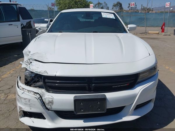 2016 DODGE CHARGER SXT