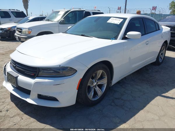 2016 DODGE CHARGER SXT