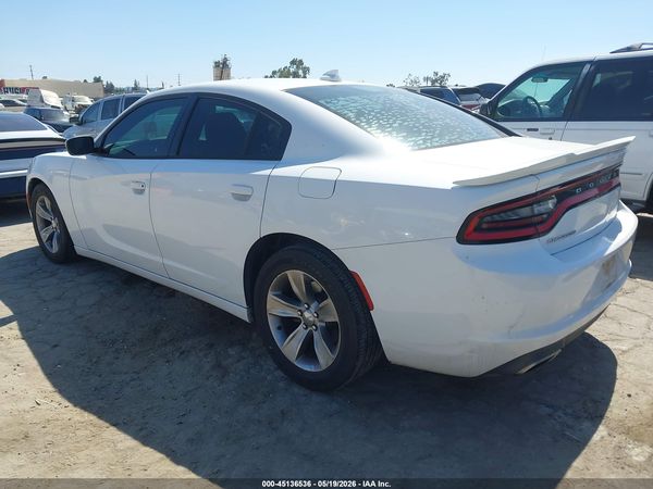 2016 DODGE CHARGER SXT