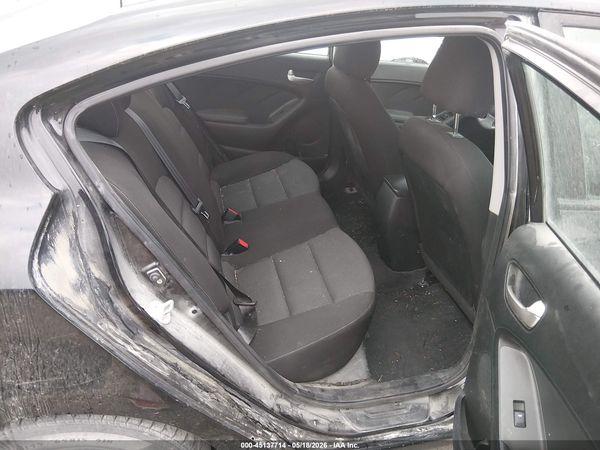2017 KIA FORTE LX