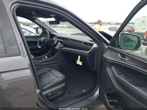 2025 JEEP GRAND CHEROKEE LIMITED 4X2