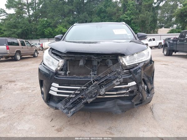 2018 TOYOTA HIGHLANDER XLE