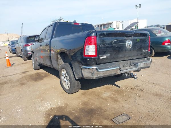 2022 RAM 1500 BIG HORN  4X4 6'4 BOX